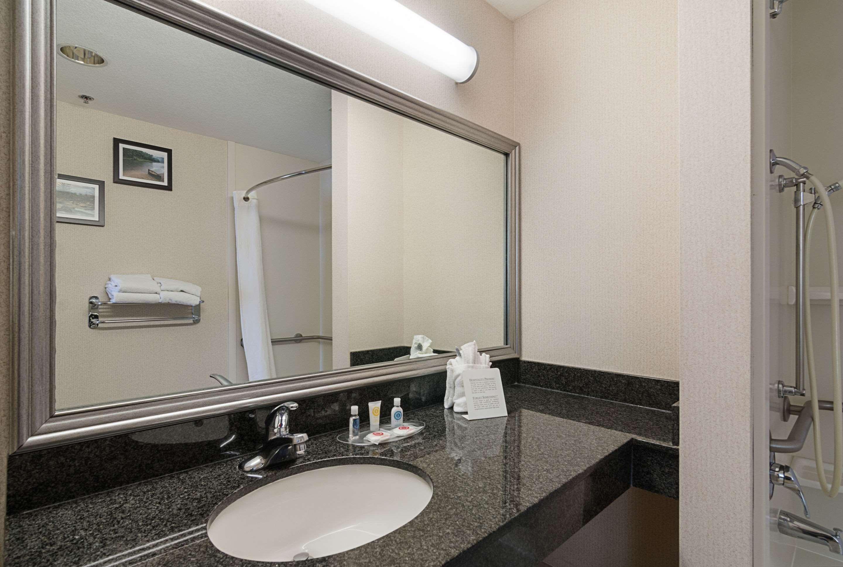 Quality Suites Springdale West I-49 Eksteriør bilde